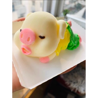 Khuôn Silicon 4D Rau Câu Chè Heo Tắm Tiên Đầu Heo Tặng Ống Bóp