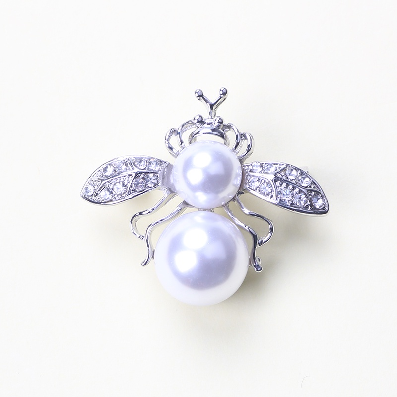 Trâm Cài Áo Hình Con Ong Đính Ngọc Trai Sang Trọng