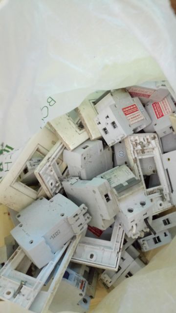 Aptomat sino chính hãng hàng thanh lý công trình