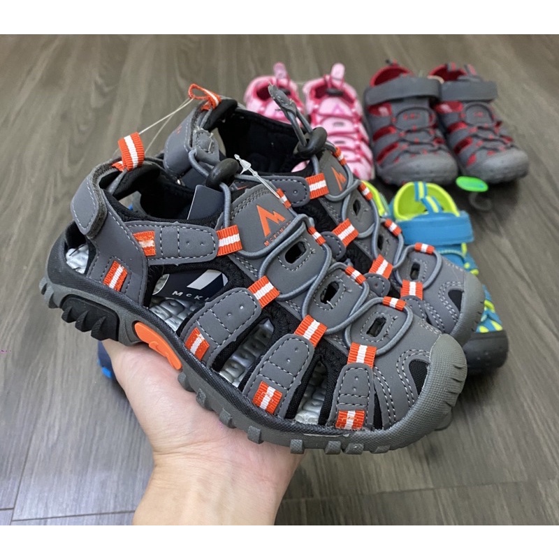 Sandal giọ dư xịn cho bé