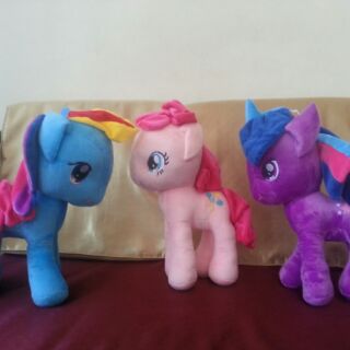 Ngựa pony dễ thương