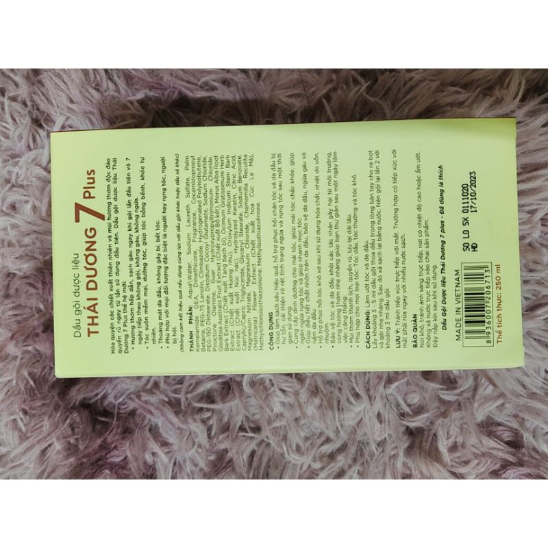 Dầu gội Thái Dương 7 plus chai to 250ml