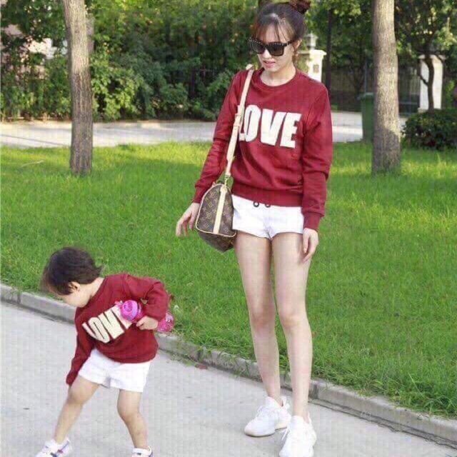 áo đôi mẹ bé love