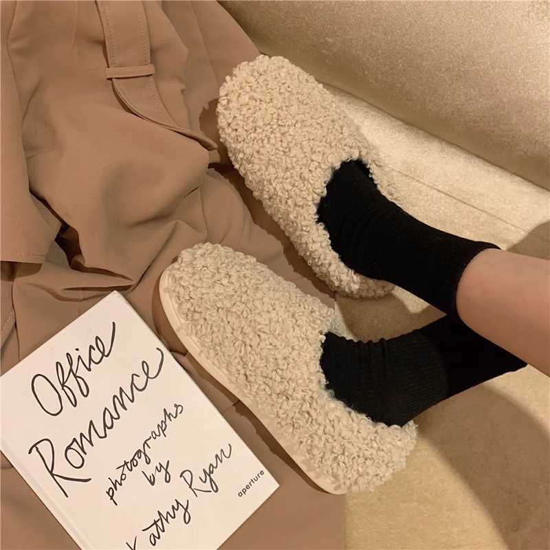 Giày bông phong cách Hàn Quốc