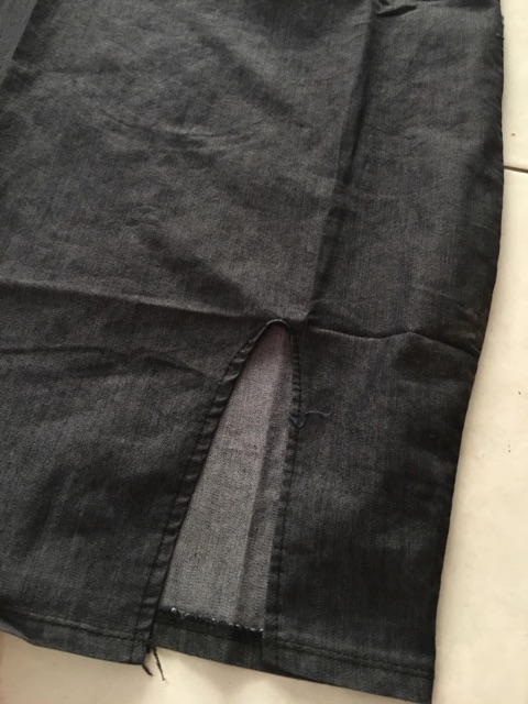 Yếm bé tặng kèm áo thun | BigBuy360 - bigbuy360.vn