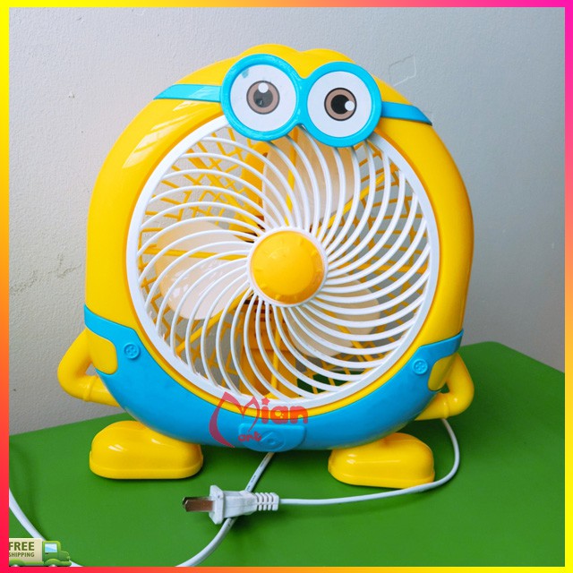 Quạt cho bé, quạt để bàn mini hình thú minion để bàn làm việc, giường cho bé 3 cánh - Mianmart