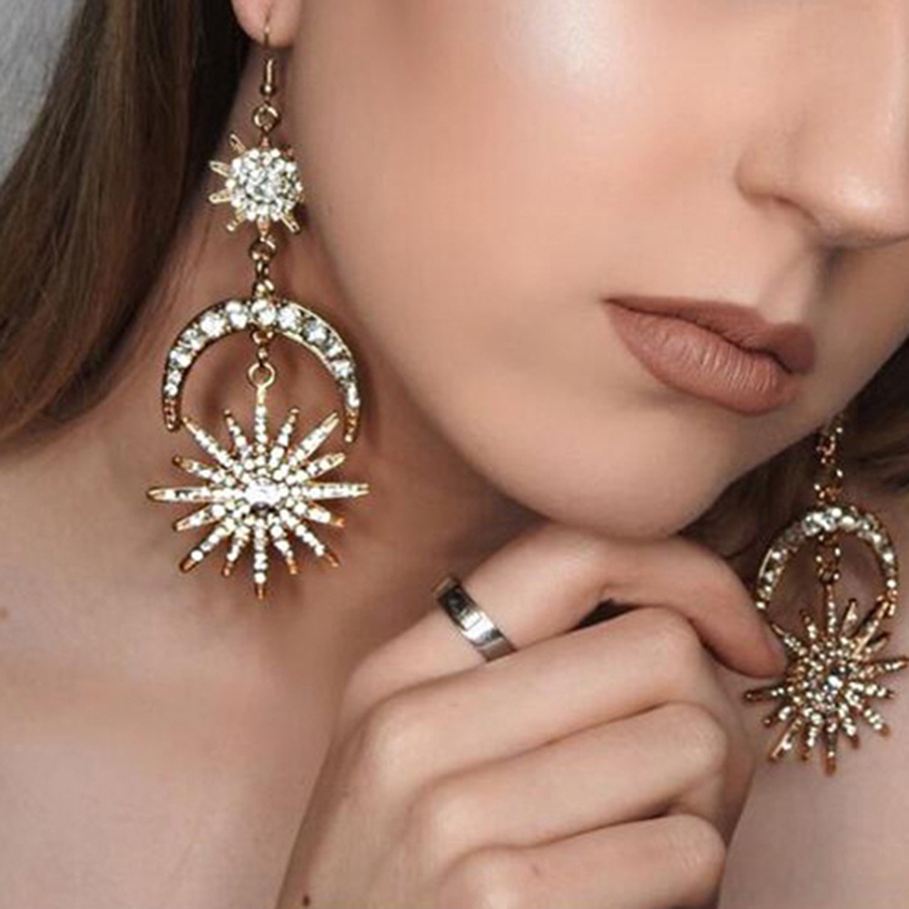 Bông tai nữ đính đá hình mặt trời và mặt trăng độc đáo