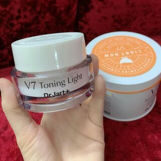 Kem dưỡng trắng da v7 toning light mẫu vuông
