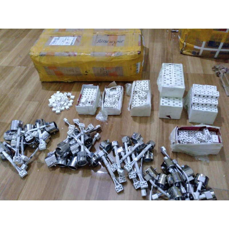 Vòng nhiệt máy ép nhựa phi 25 30 35-40-50-60-65 -220V