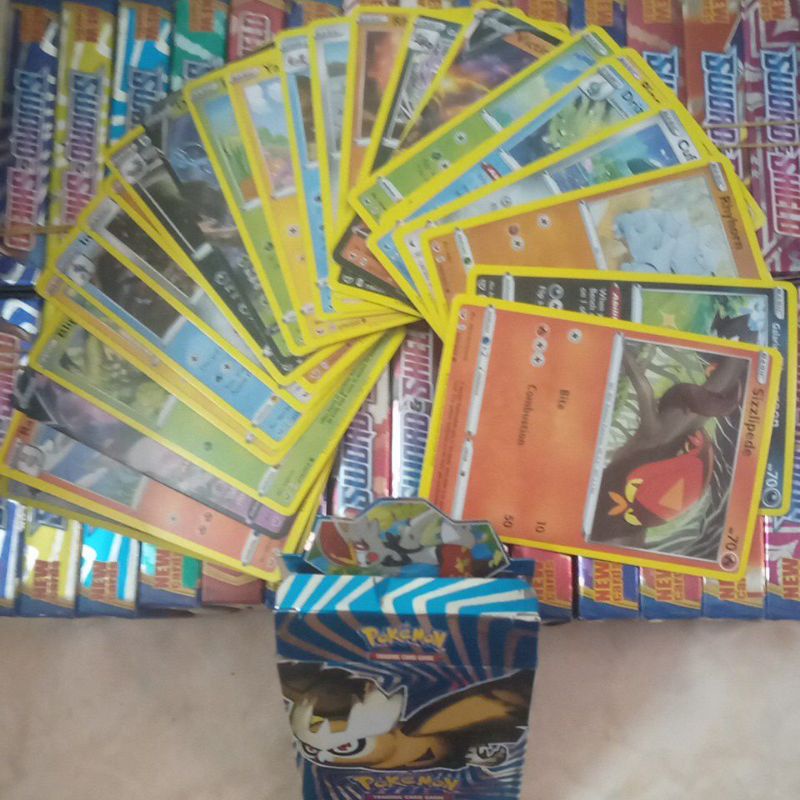 [DEAL SỐC] 1 hộp thẻ bài pokemon( 25 thẻ/1 hộp)