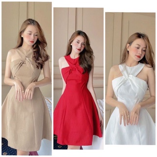 Đầm dự tiệc dáng xòe nữ xoắn ngực cổ yếm Emilyshop