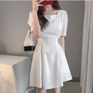 Đầm trắng xòe cổ U _[kèm ảnh thật]