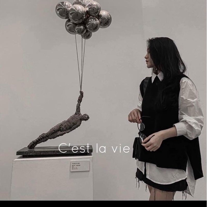 Set áo sơ mi trắng kèm gile đen