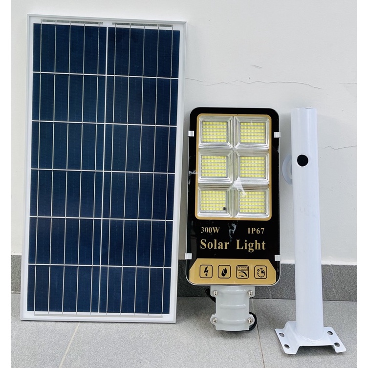 Đèn năng lượng mặt trời 300W chuyên đèn đường chiếu sáng, sân vườn dung lượng pin 48.000Mah sáng liên tục 15 tiếng