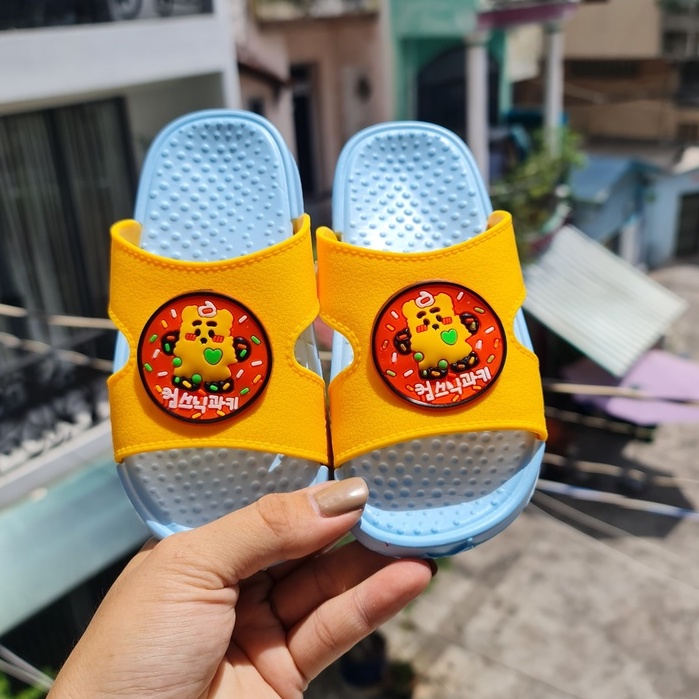Dép quai ngang đế siêu mềm và nhẹ cho bé trai, hoạt hình kẹo nổ cho bé đế siêu chắc