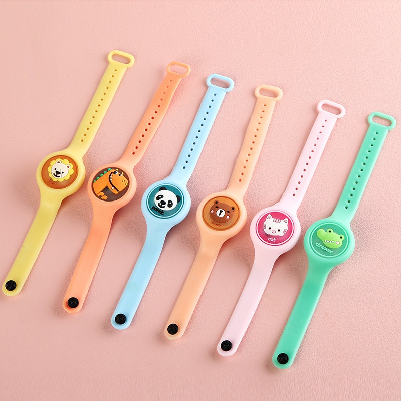 Đồng Hồ Tình Dầu Đuổi Muỗi Phát Sáng Hoạt Hình Dễ Thương