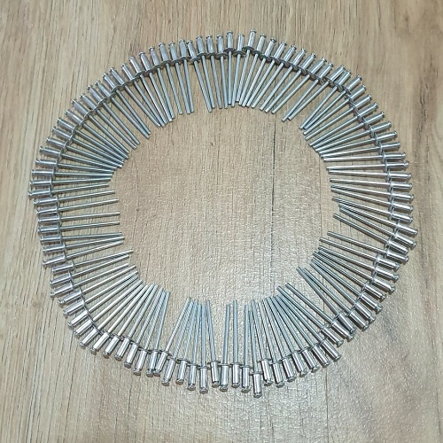 Bộ 3 Món Kìm Rút Rive 4 Lổ Cán Bọc Nhựa Và 100 Đinh Rive Nhôm 4x10mm Và 1 Mũi Khoan 4ly2