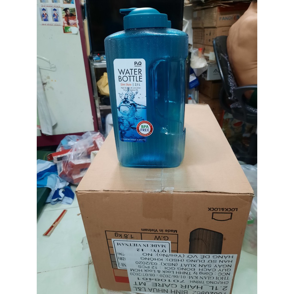 BÌNH NƯỚC NHỰA LOCK & LOCK 2,1 LÍT