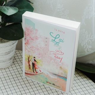 SÁCH - Lại đây, ôm cái nào ( Tả Đồng )