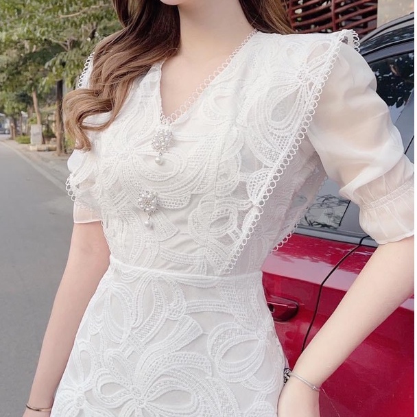 Váy ren Cest Kamiseta thiết kế xòe chữ a cổ v tiểu thư sang chảnh