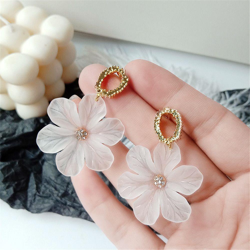 Bông Tai Hình Hoa Bằng Nhựa Trong Suốt Phong Cách Hàn Quốc