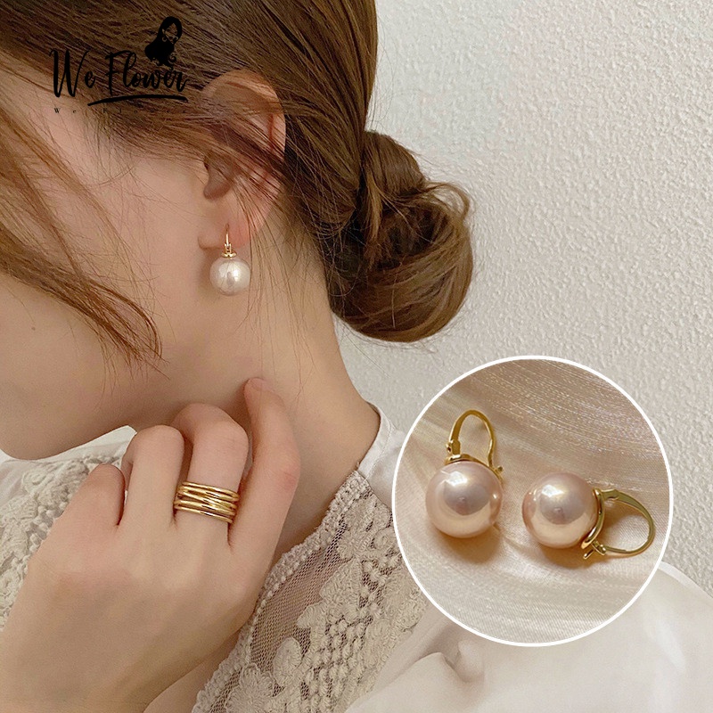 Đôi khuyên tai WE FLOWER mạ vàng 14K đính hạt ngọc trai nhân tạo tròn thời trang thanh lịch dành cho nữ
