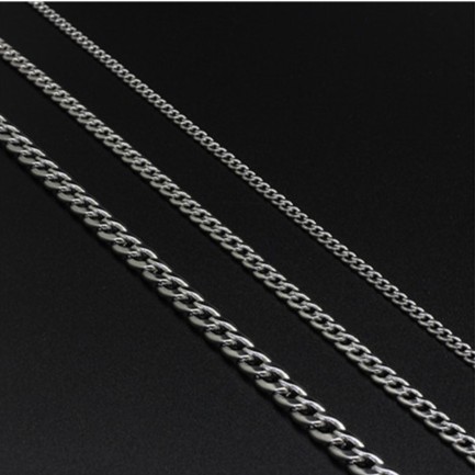 Vòng cổ phong cách thời trang hiphop