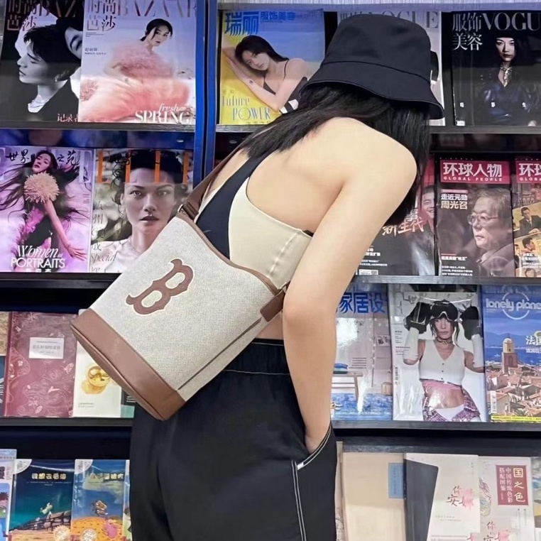 Túi Basic Big Logo Canvas Small Tote Bag Boston Red Sox, mẫu mới 2022
