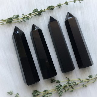 Trụ đá thanh tẩy Obsidian