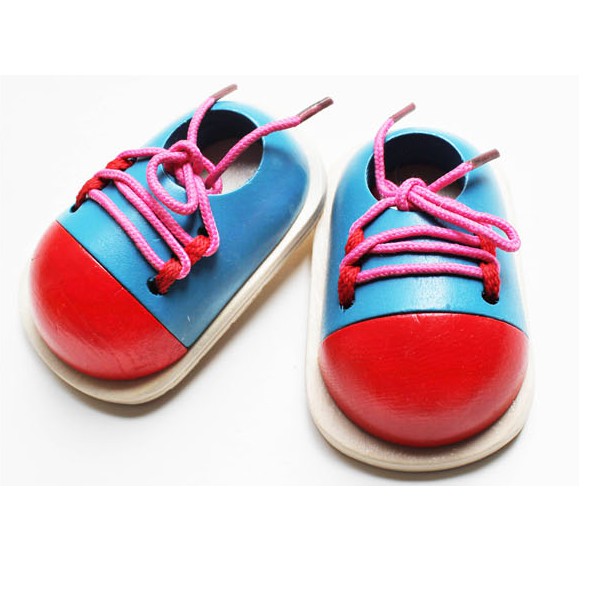 Đồ chơi bé học buộc dây giày gỗ 1 đôi 2 chiếc cho bé