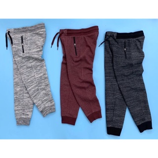 Quần nỉ oldnavy chỉ còn size 5-7 tuổi