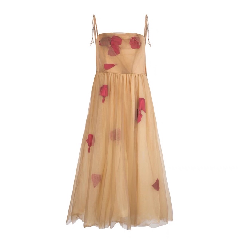 Váy Dây Voan Nude Nâu Đính Cánh Hoa Hồng Dịu Dàng