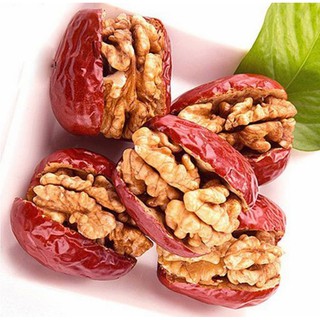TÁO KẸP HẠT ÓC CHÓ 500gr (HÀN QUỐC)