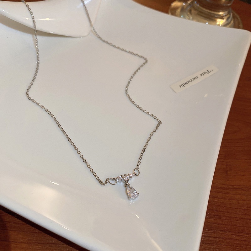 Vòng cổ Mặt Hình Giọt Nước Đính Đá Zircon Đơn Giản Phong Cách Hàn Quốc
