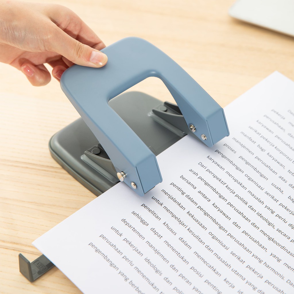 Máy đục lỗ Deli 0104 / Đục 2 lỗ 35 tờ