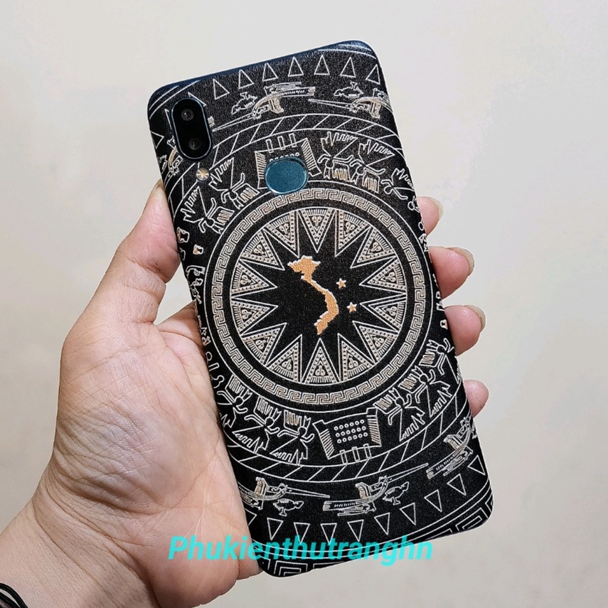 Dán skin mặt lưng trống đồng vân nổi 3D - mặt lưng kim tuyến in logo Samsung A52 A52S A72 A71 A51 S20 FE S21 FE M51 M52