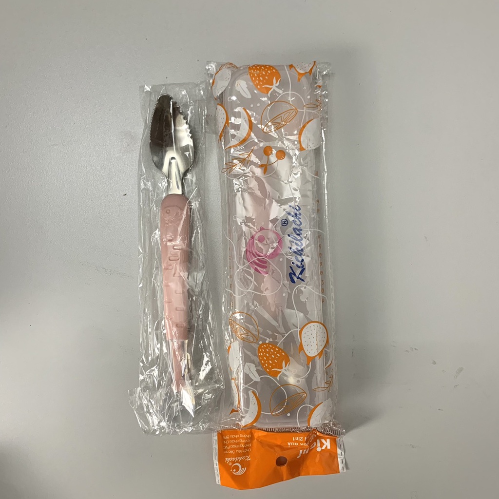 Thìa nạo hoa quả 2 đầu inox và silicon, Chính hãng Kichilachi cho bé kèm hộp đựng an toàn vệ sinh cho bé