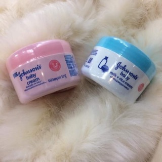 Kem dưỡng ẩm chống nứt nẻ da gohnsons 50g