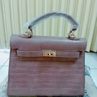 Túi công so da sần size 25