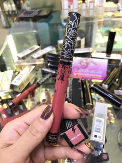 Son kem lì Kat Von D Everlasting Liquid Lipstick