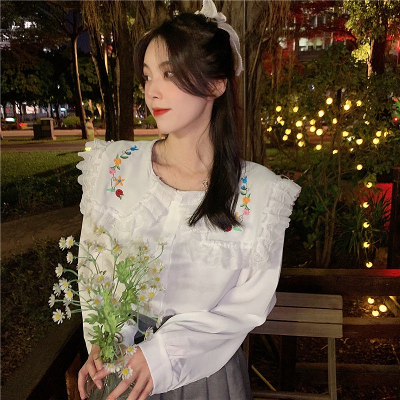 Áo Kiểu Tay Dài Cổ Búp Bê Phối Ren Thêu Họa Tiết Xinh Xắn Cho Nữ