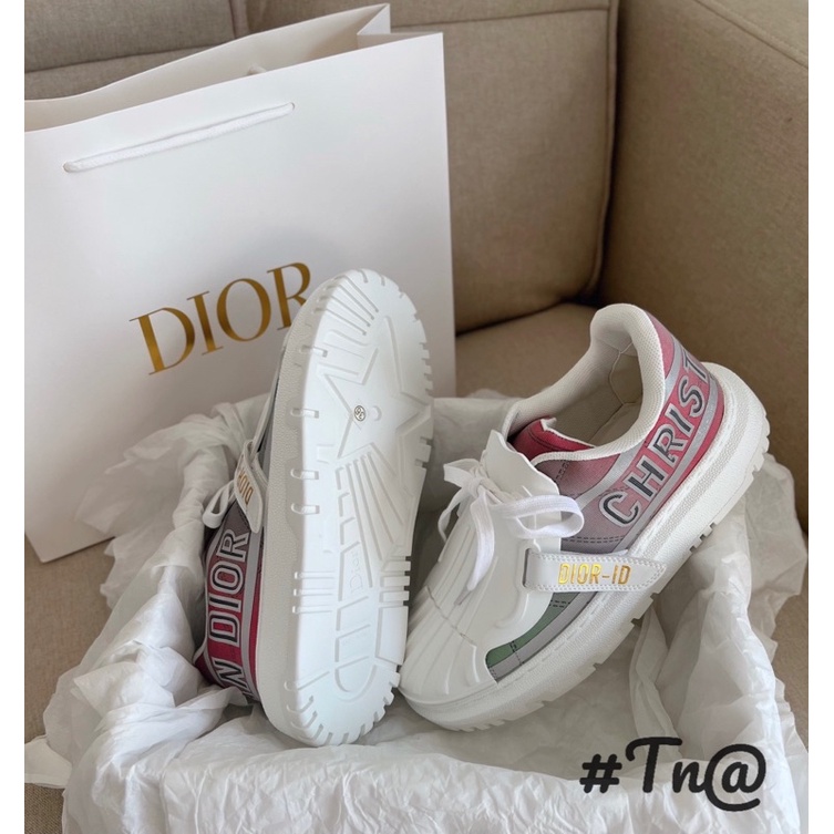 GIÀY THỂ THAO CD HỒNG PHA PHẢN QUANG