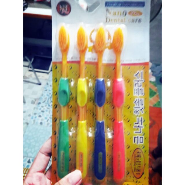 Sét 4 bàn chải đánh răng