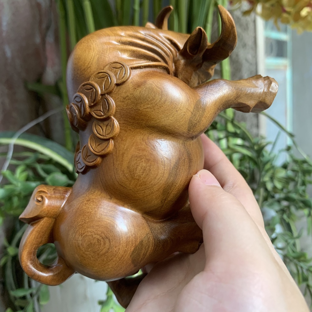 Tượng Bò Tót Phố Wall Làm Bằng Gỗ