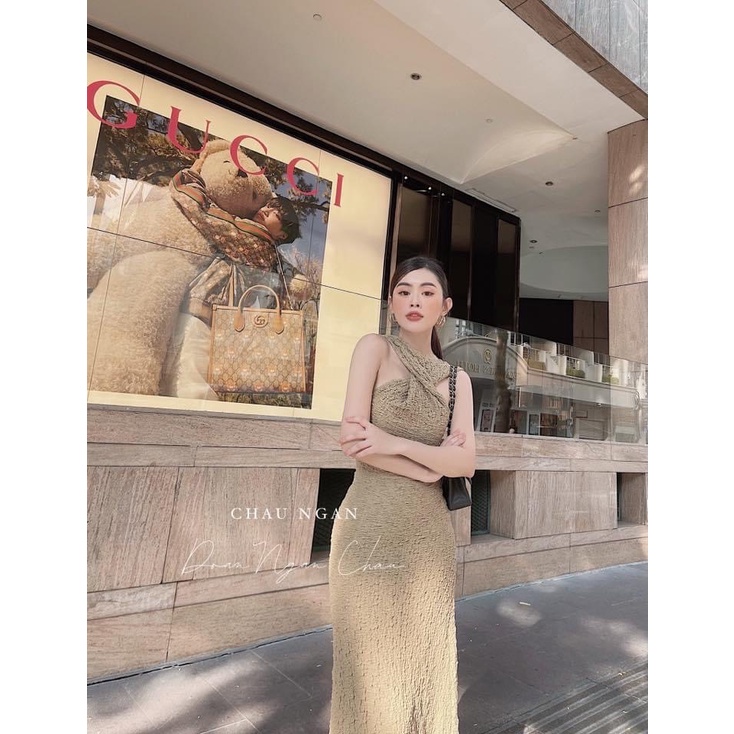 𝐂𝐎́ 𝐒𝐀̆̃𝐍. Váy Cổ Yếm Body Đuôi Cá