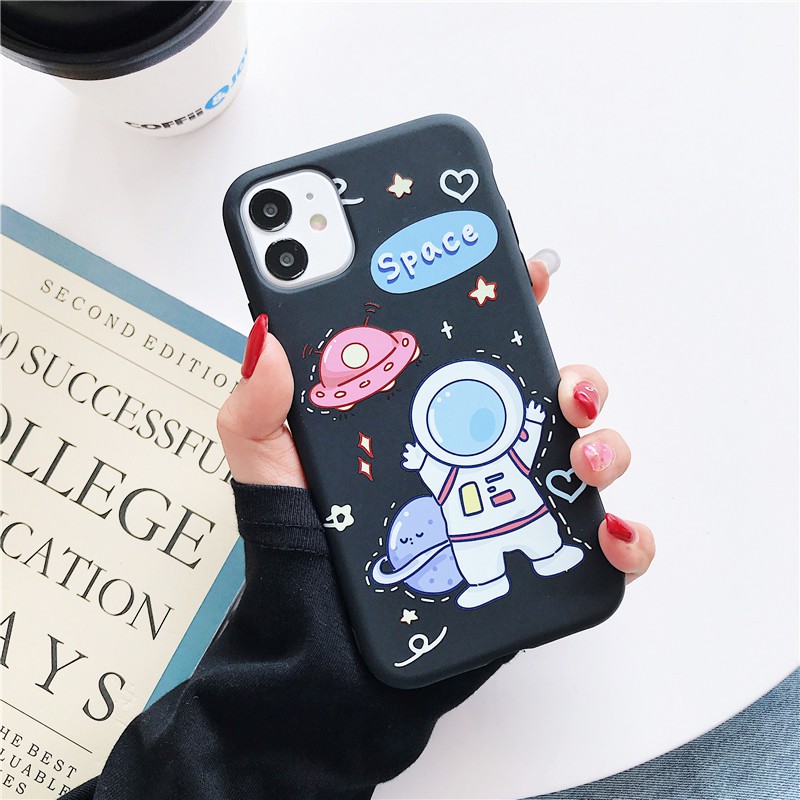 Ốp lưng iphone Phi hành chibi TPU trơn dẻo mềm 6/6plus/6s/6splus/7/7plus/8/8plus/x/xr/xs/11/12/13/pro/max/plus/promax | BigBuy360 - bigbuy360.vn