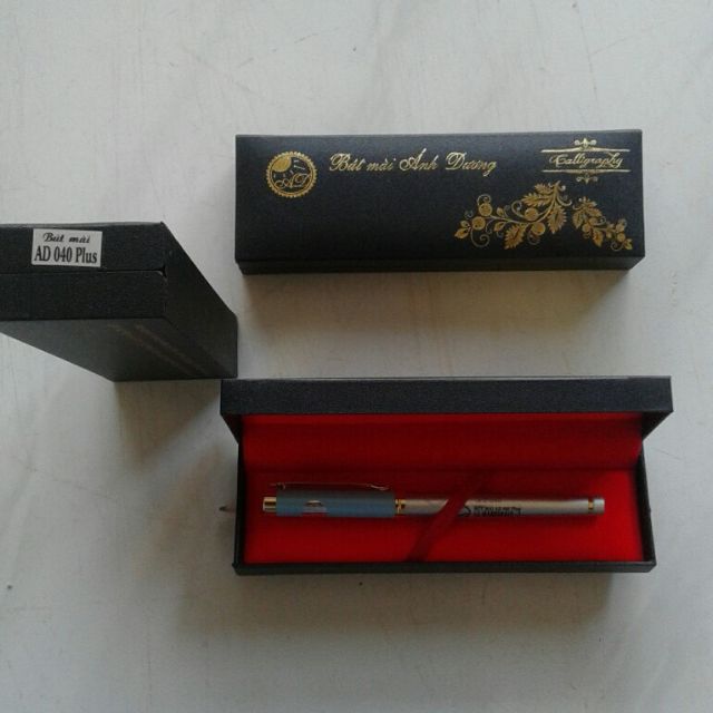 Bút Máy Ánh Dương 040