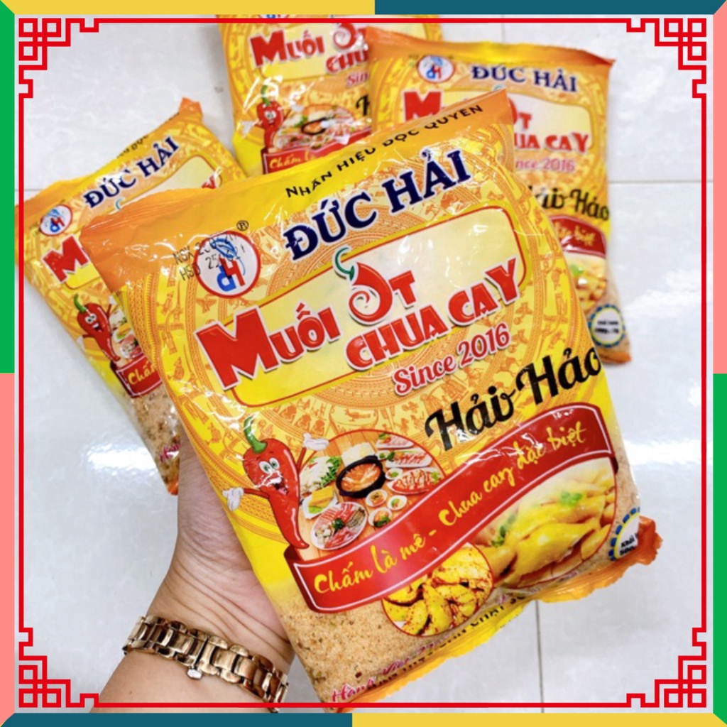 Muối ớt cay chua  đức hải hương vị chua trung bình ăn chấm cóc, hoa quả, thịt gà ngon luôn..