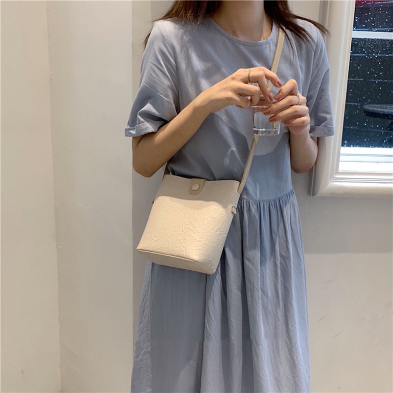 Túi đeo chéo mini bằng da PU màu xanh lá đơn giản thời trang cho nữ