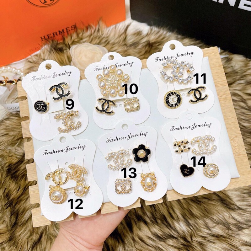 Tag cài áo vest, tag cài áo chanel ( mẫu năm 2021 )